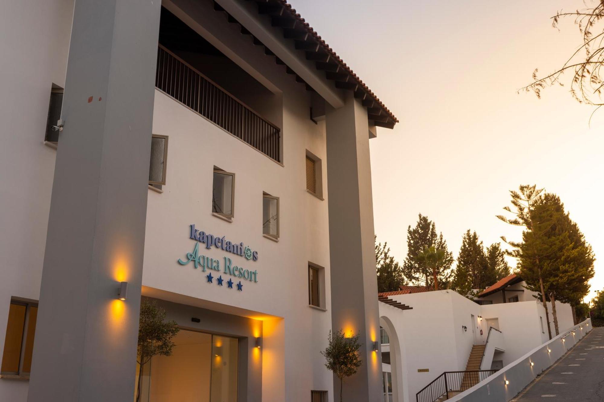 Kapetanios Aqua Resort コーラル・ベイ エクステリア 写真